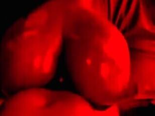 Pegando uma rapidinha com o travesti antes de ir trabalhar