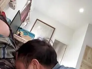 Dwóch tajskich transów rucha pedała,część 1