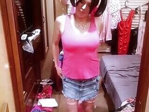 Ik ben een smerige,verdomde shemale-slethoer