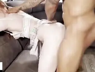 Kleiner Schwanz,rothaarige Frau wird von einem echten Mann gefickt