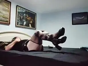 DAISY TOUT ASSORTIE SUR LE LIT