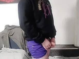एना की कमिंग सोलो