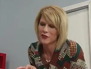 Milf gets stepmoms sperm on her face