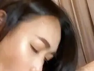 सेक्सी एशियन फेमबॉय कॉम