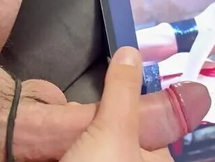 Jerk on porn 