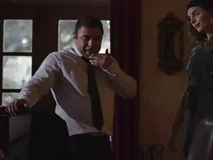 Stiefvater hat TS stepteen an ihrem Geburtstag analisiert