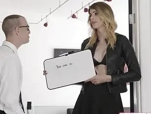 Busty ts Casey Kisses barebacks employee