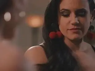 श्यामला Tbabe उसके busty सबसे अच्छा दोस्त fucks