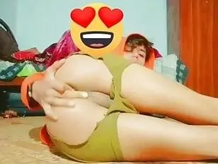 Young trans femboy fingerings he's ass