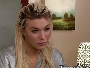 Irresistible Aubrey Kate anally tapped vigorously