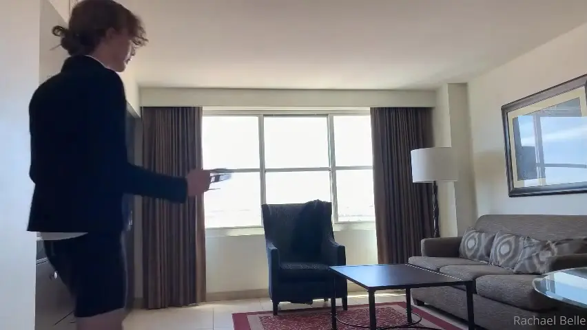 Колготкисіз кисканың фотосы